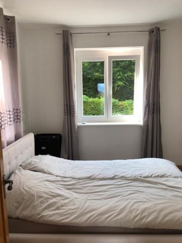 Velden View Ferienwohnung Mit Grosser Sonnenterrasse Und See- Und Karawankenblick Velden am Wörthersee Exterior foto